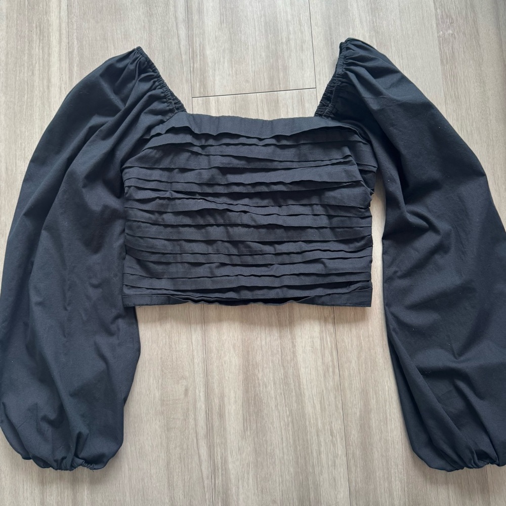 Abercrombie  & Fitch navy puff long sleeve top Size S